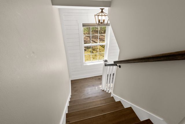 35 Winterberry Lane, Stratham, NH 03885