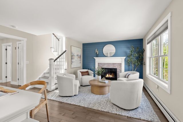 35 Winterberry Lane, Stratham, NH 03885