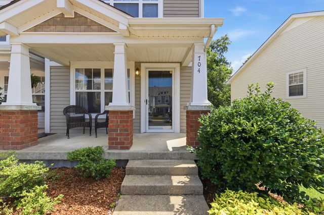 704 Flintlock Ct, Nashville, TN 37217