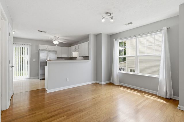 704 Flintlock Ct, Nashville, TN 37217