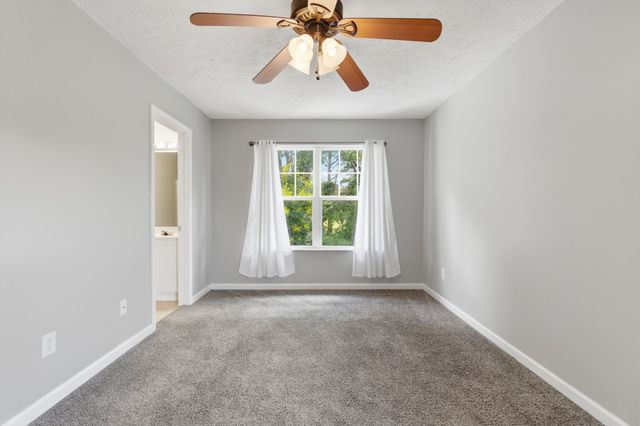 704 Flintlock Ct, Nashville, TN 37217