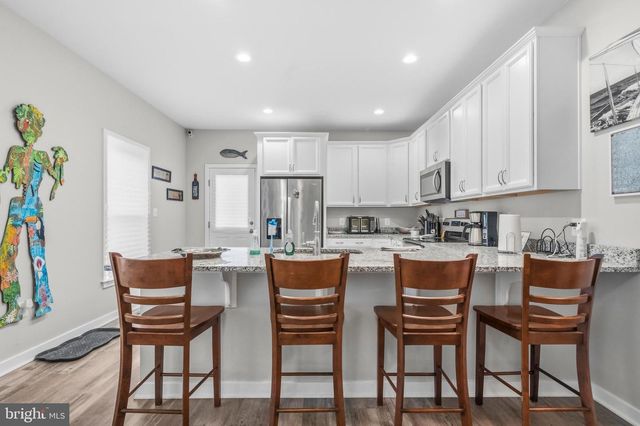 324 3RD ST, Colonial Beach, VA 22443