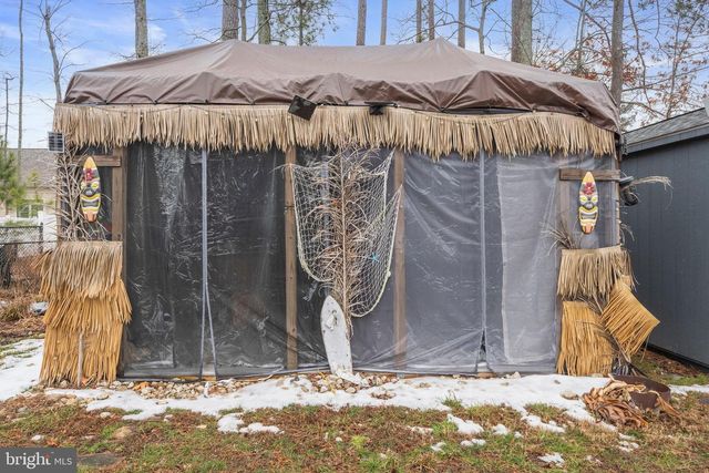 324 3RD ST, Colonial Beach, VA 22443