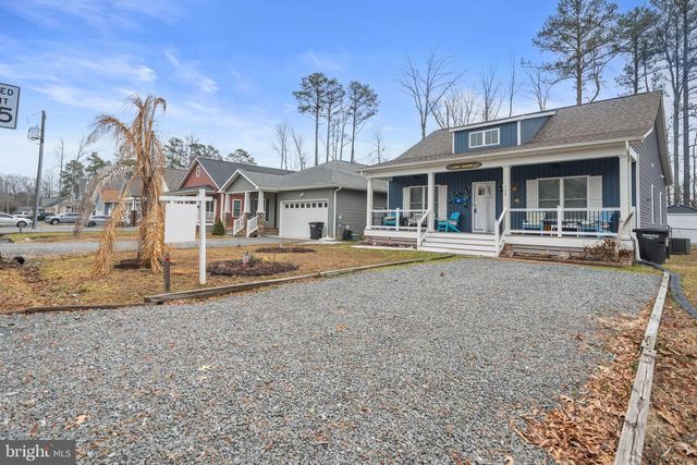 324 3RD ST, Colonial Beach, VA 22443