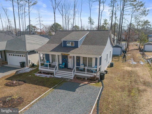 324 3RD ST, Colonial Beach, VA 22443