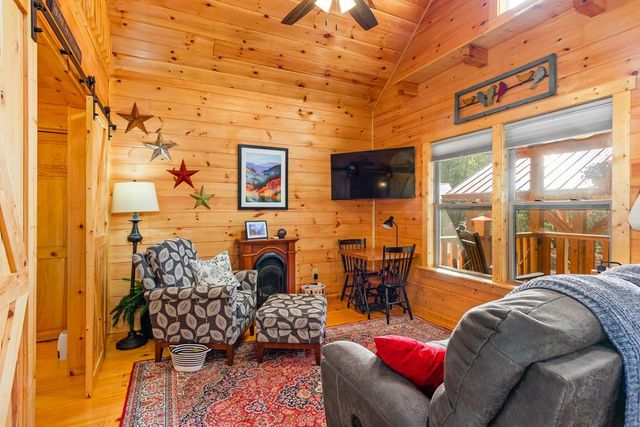 72 Bentley Cove, Murphy, NC 28906