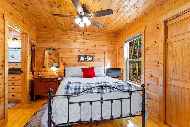 72 Bentley Cove, Murphy, NC 28906