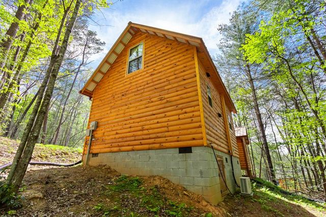 72 Bentley Cove, Murphy, NC 28906