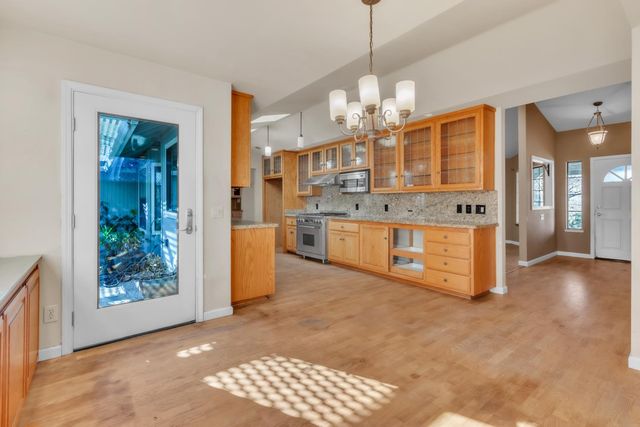 6330 Wise Rd, Auburn, CA 95603