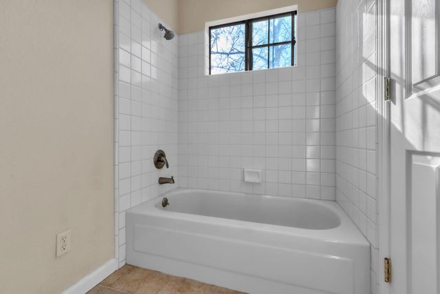 6330 Wise Rd, Auburn, CA 95603