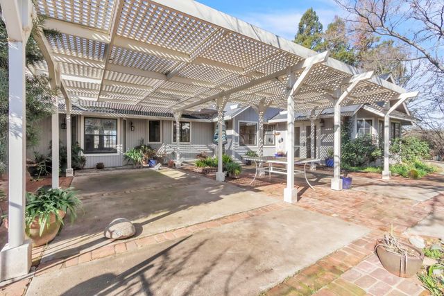 6330 Wise Rd, Auburn, CA 95603