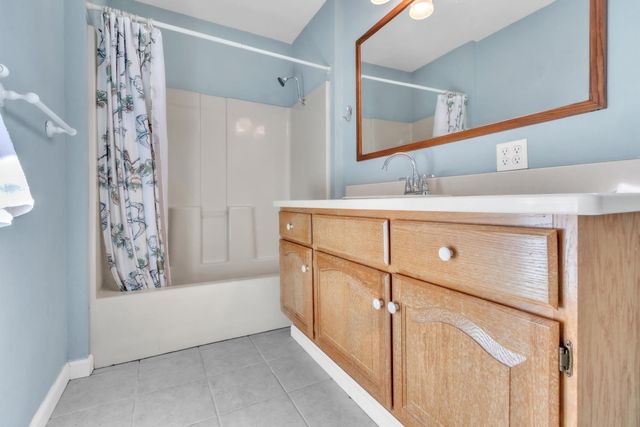 6330 Wise Rd, Auburn, CA 95603