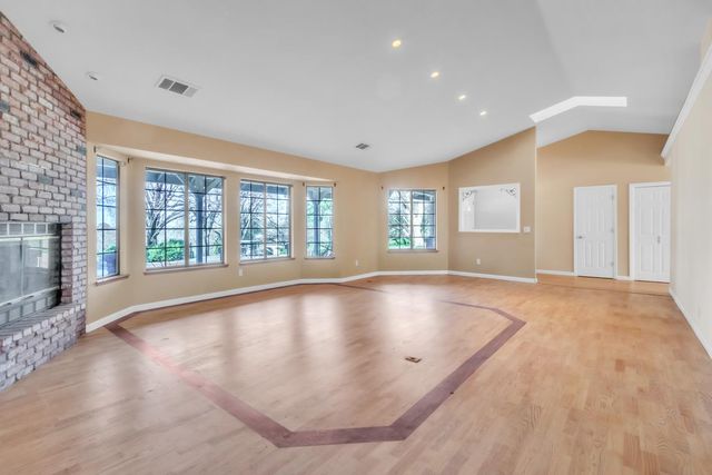 6330 Wise Rd, Auburn, CA 95603