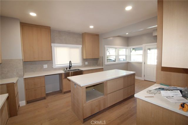 1224 3rd Avenue, Los Angeles, CA 90019