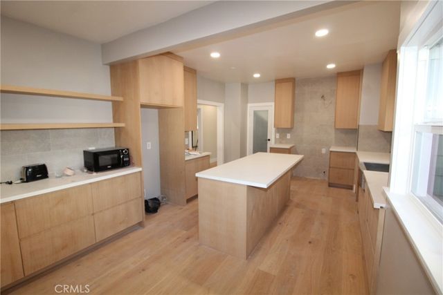 1224 3rd Avenue, Los Angeles, CA 90019