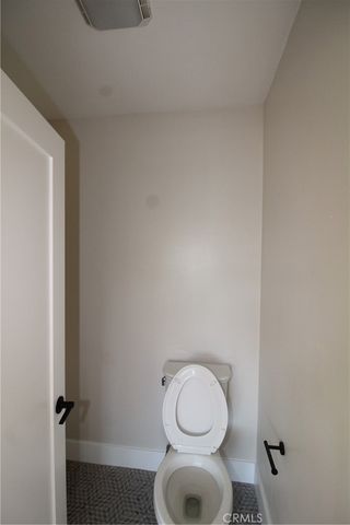 1224 3rd Avenue, Los Angeles, CA 90019