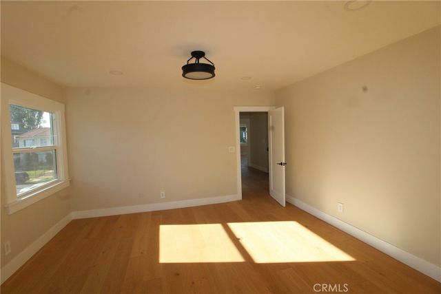 1224 3rd Avenue, Los Angeles, CA 90019