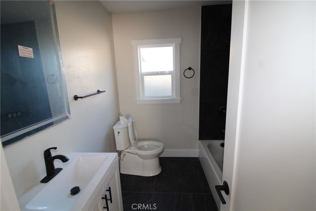 1224 3rd Avenue, Los Angeles, CA 90019