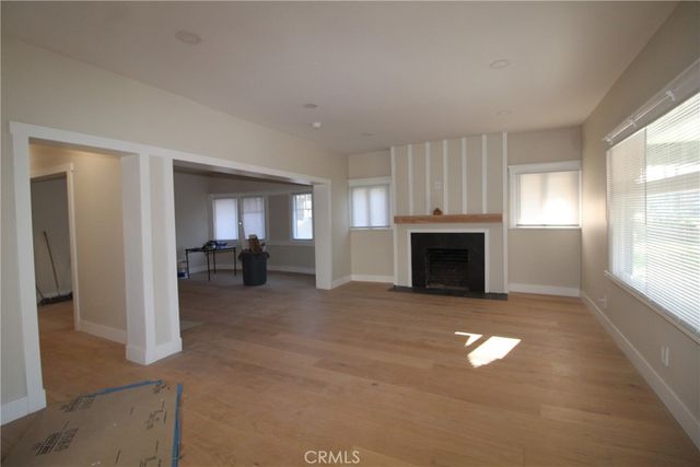 1224 3rd Avenue, Los Angeles, CA 90019