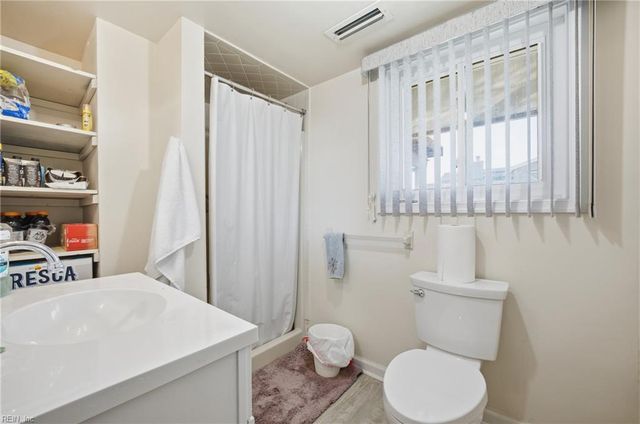 2921 Sandfiddler RD, Virginia Beach, VA 23456