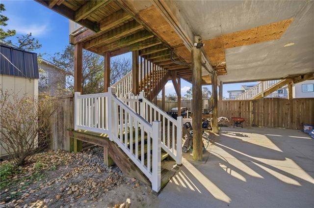 2921 Sandfiddler RD, Virginia Beach, VA 23456