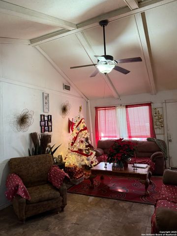 5914 Woodgreen, San Antonio, TX 78218