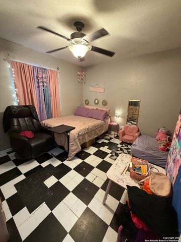 5914 Woodgreen, San Antonio, TX 78218