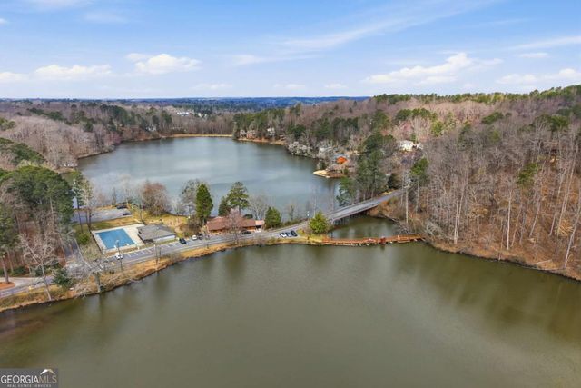 118 Thrush Drive B, Roswell, GA 30075