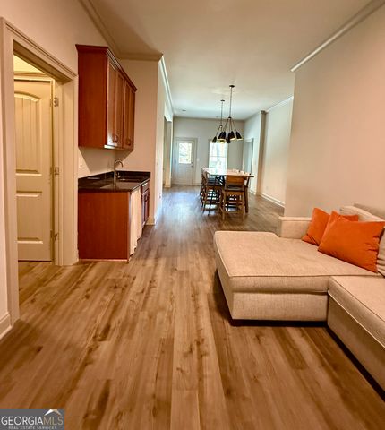 118 Thrush Drive B, Roswell, GA 30075