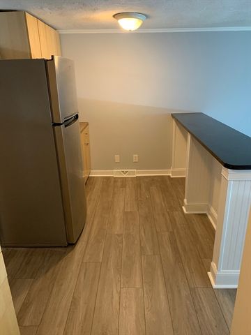 13 Forest Ave, Plymouth, MA 02360