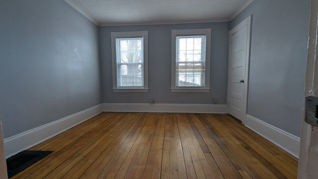 13 Forest Ave, Plymouth, MA 02360