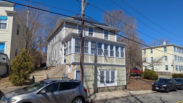 13 Forest Ave, Plymouth, MA 02360