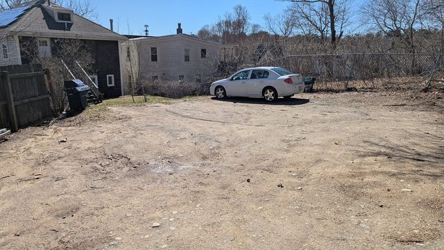 13 Forest Ave, Plymouth, MA 02360