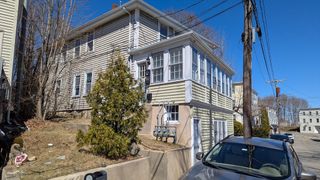 13 Forest Ave, Plymouth, MA 02360