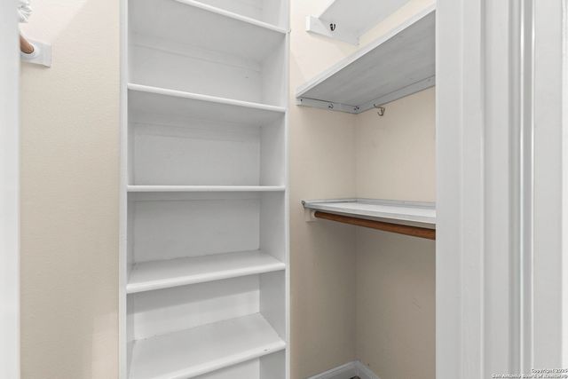 306 Oak Knoll, Boerne, TX 78006