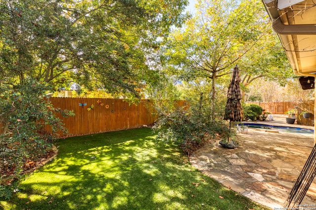 306 Oak Knoll, Boerne, TX 78006