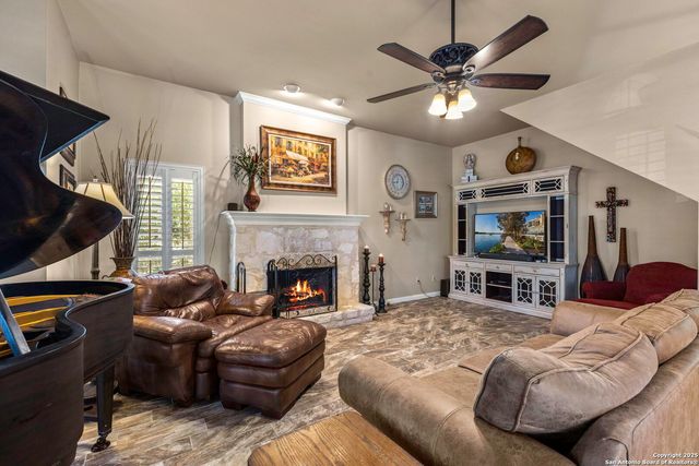 306 Oak Knoll, Boerne, TX 78006