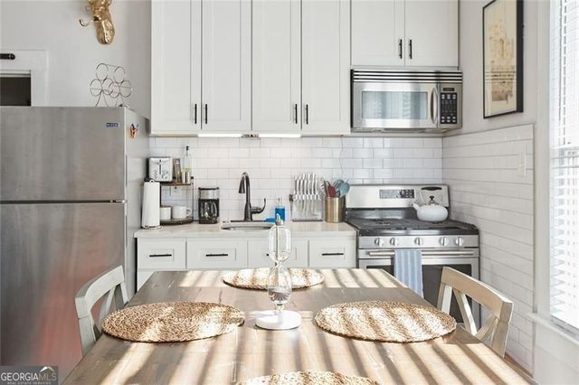 887 Myrtle Street NE, Atlanta, GA 30309