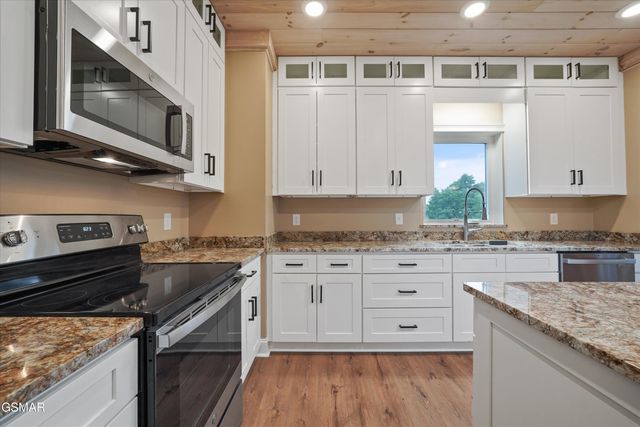 534 Panorama Drive, Sevierville, TN 37862