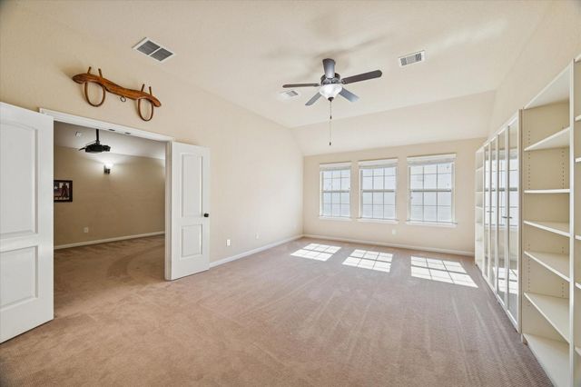 26 Sandwell Place, The Woodlands, TX 77389