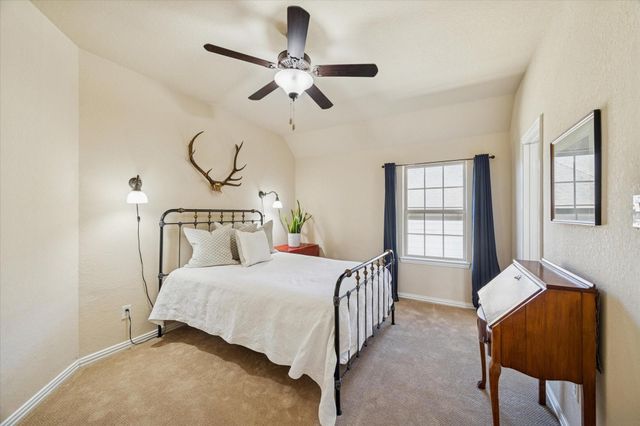 26 Sandwell Place, The Woodlands, TX 77389