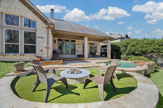 26 Sandwell Place, The Woodlands, TX 77389