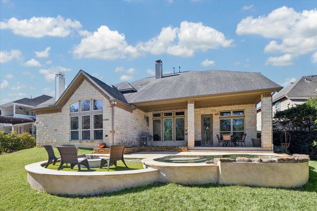 26 Sandwell Place, The Woodlands, TX 77389