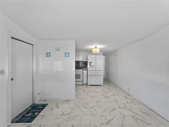 110 VERONA STREET N, Nokomis, FL 34275