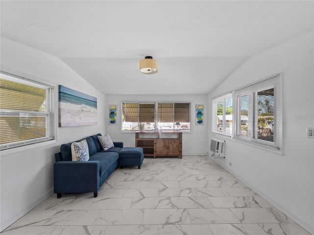 110 VERONA STREET N, Nokomis, FL 34275