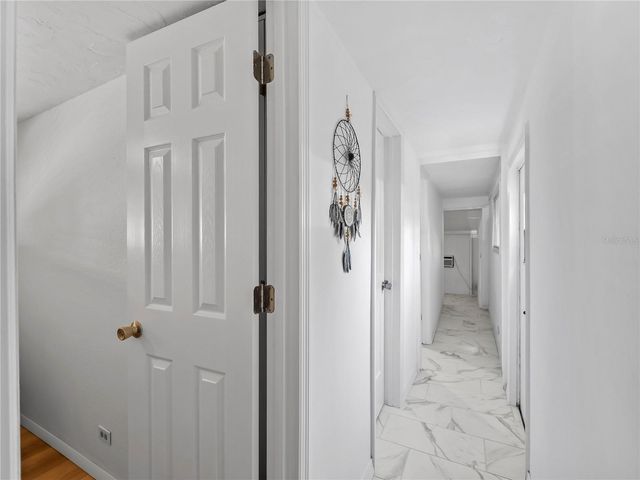 110 VERONA STREET N, Nokomis, FL 34275