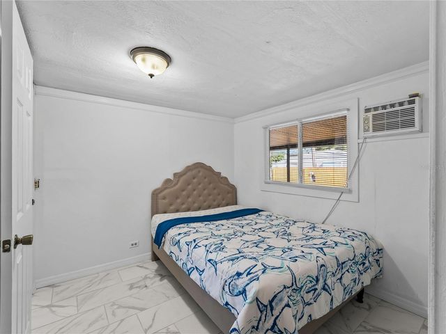 110 VERONA STREET N, Nokomis, FL 34275