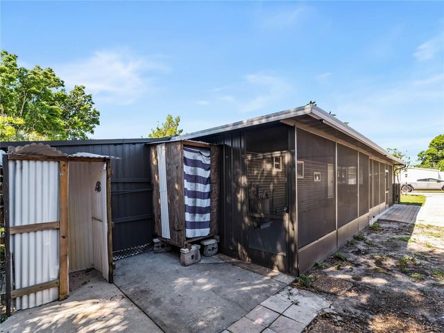 110 VERONA STREET N, Nokomis, FL 34275