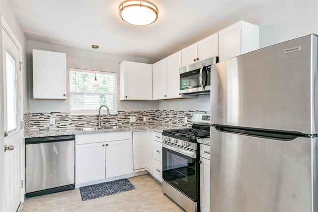 812 38th Street, Galveston, TX 77550