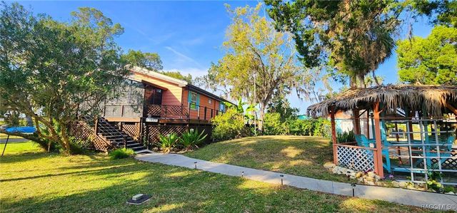 13465 W Hillbilly Lane, Crystal River, FL 34429